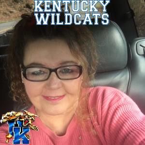 Meet your Posher, Lora